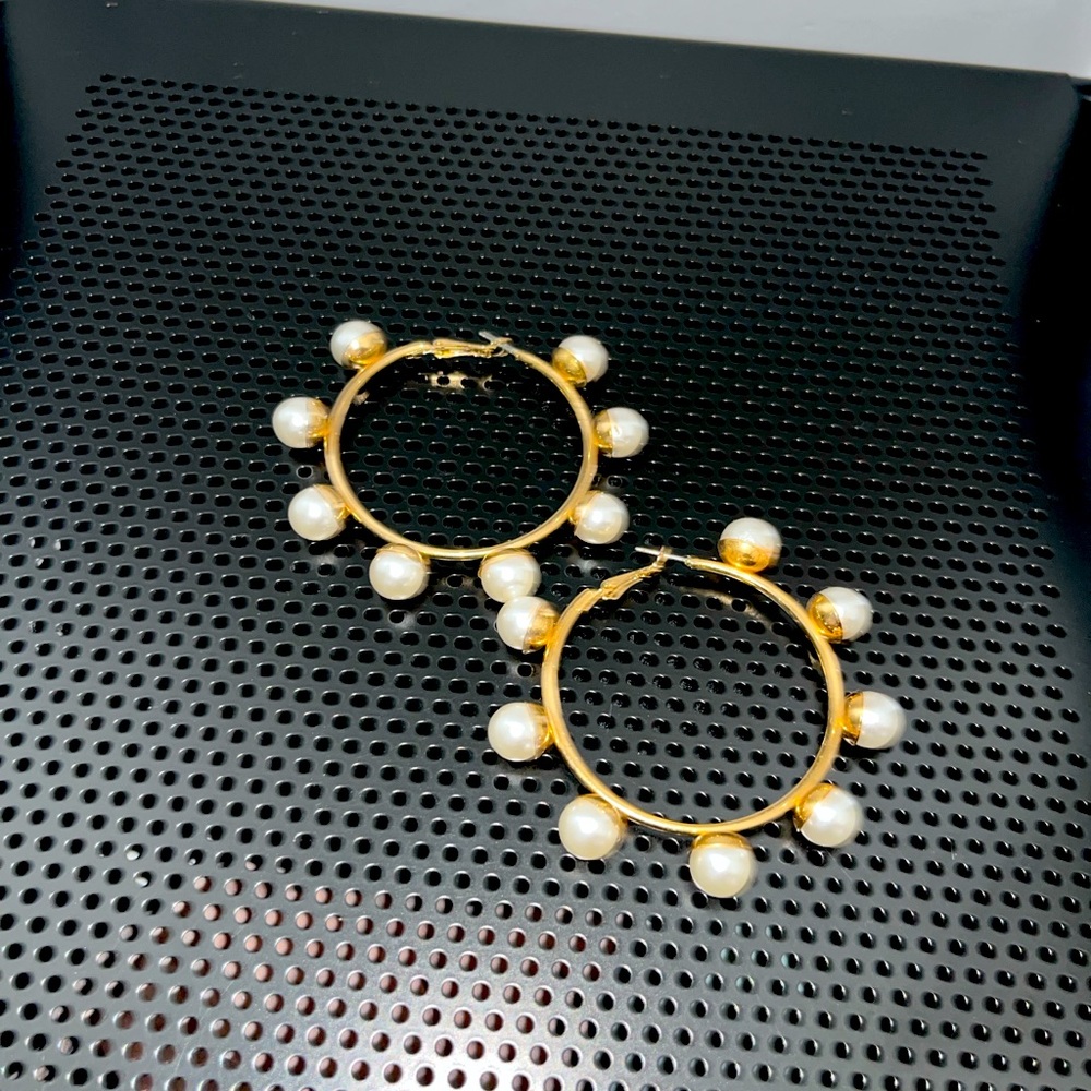 Pearl hoop earrings